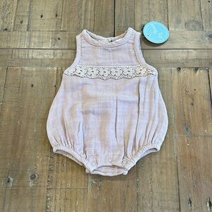 City mouse dusty mauve lace bubble romper NWT